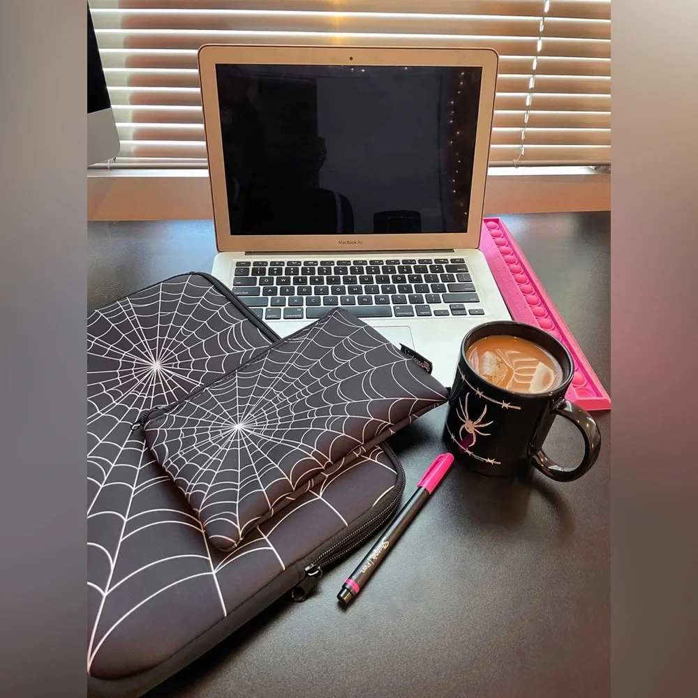 NEW COBWEB SPIDER WEB ZIP NEOPRENE POUCH makeup case pencils goth wallet